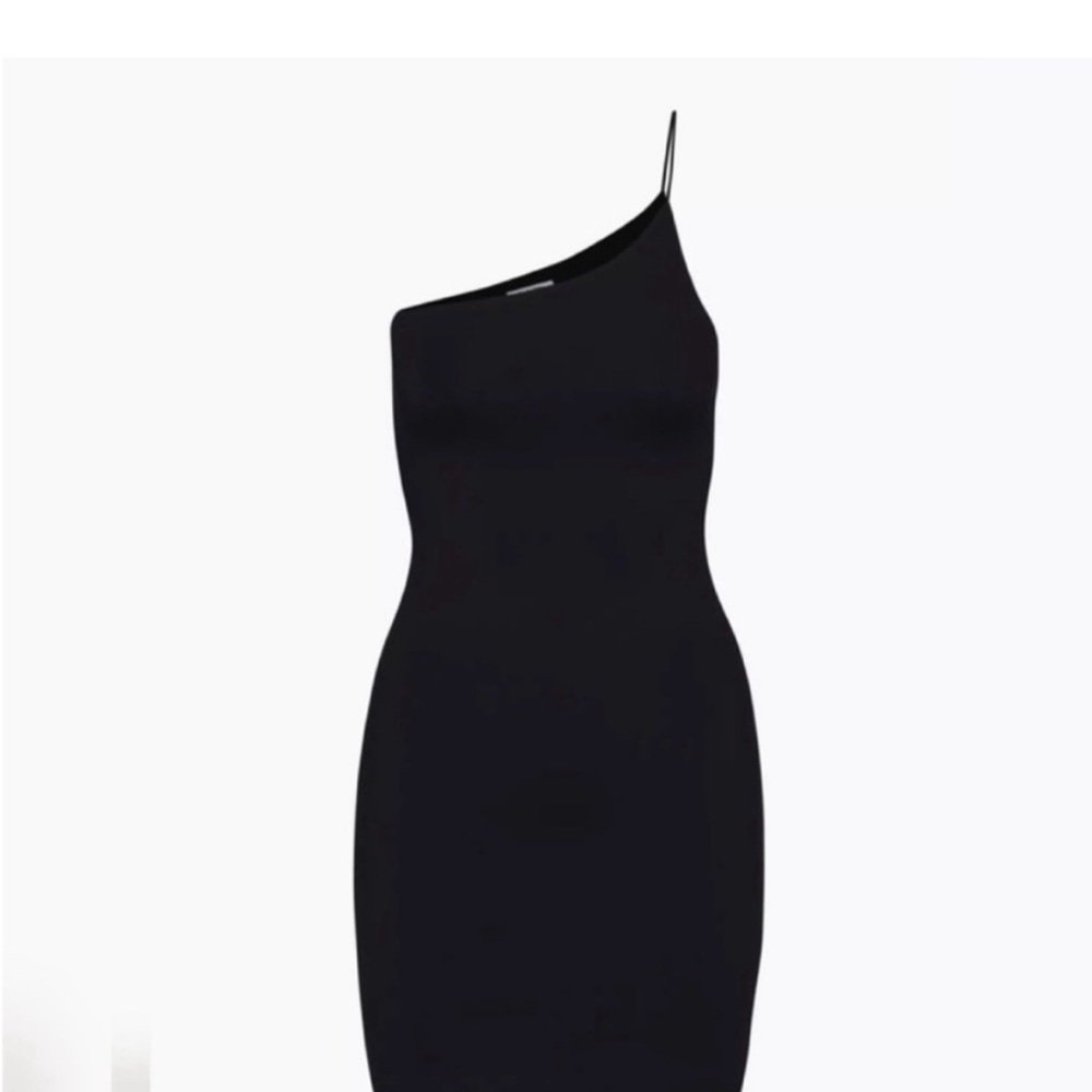 Aritzia One-Shoulder Elegant Black Dress